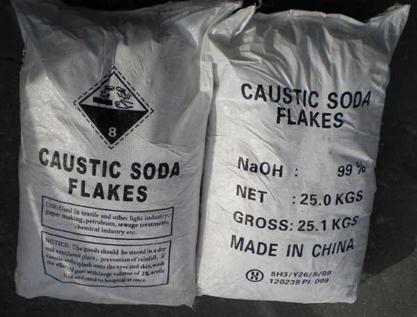 Caustic Soda Flakes - Natri Hydroxit (NaOH 99%) xút dạng vẩy