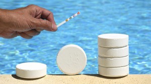 Hóa chất xử lý nước trong bể bơi